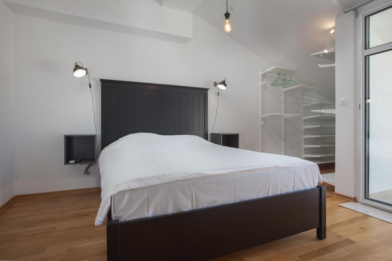 Apartments Leut 80M From The Sea Podgora Quarto foto