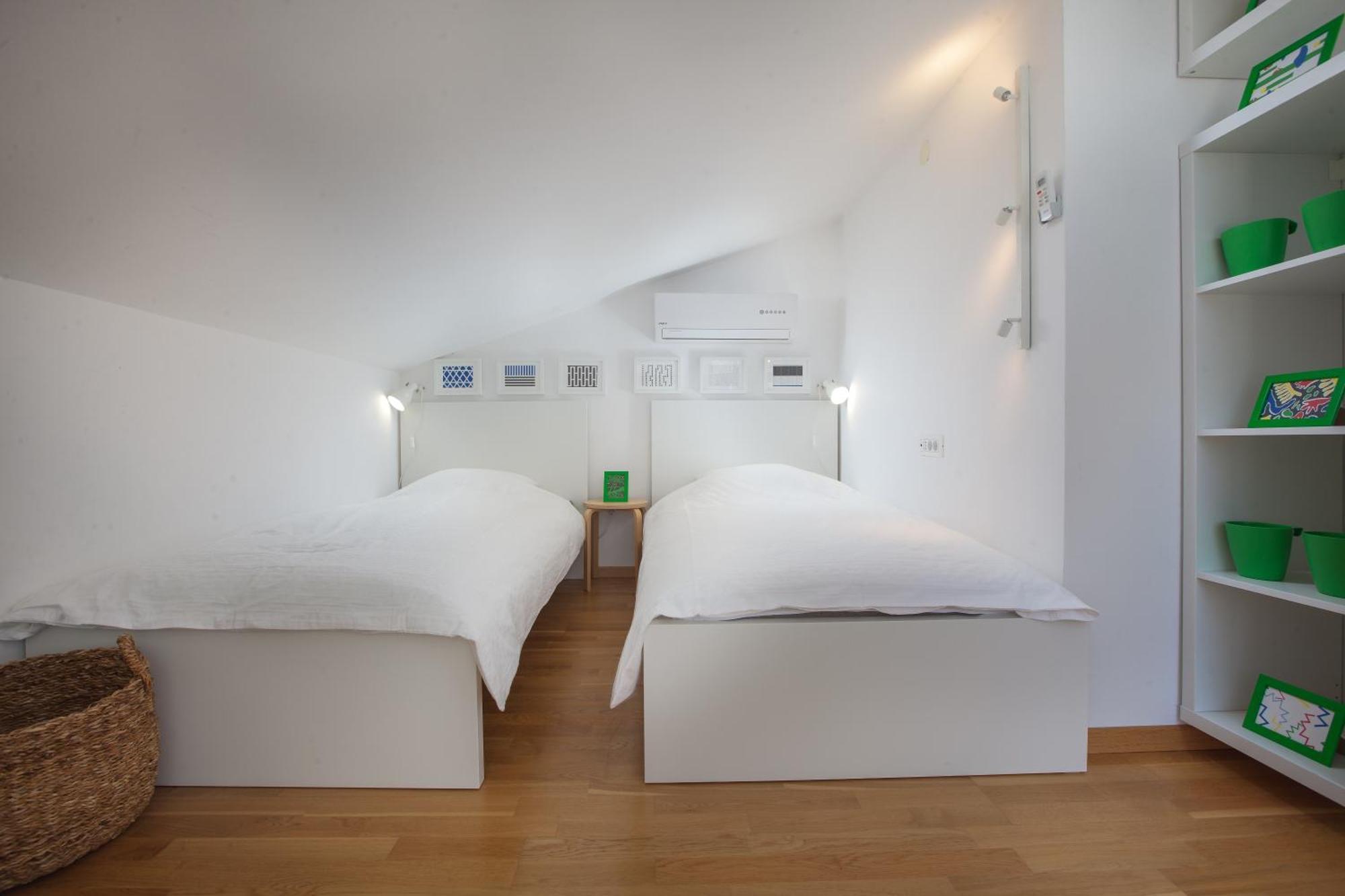 Apartments Leut 80M From The Sea Podgora Quarto foto